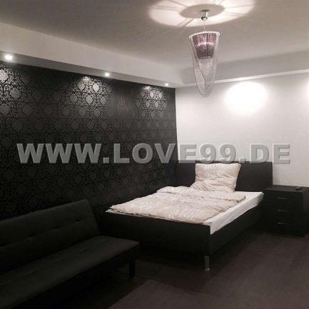 114435c10526694-L-1362e27c