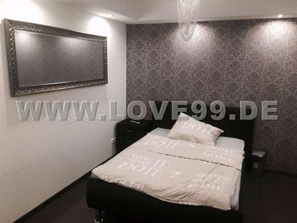 114435c10526705-L-09b9c2ad