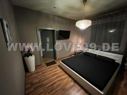 Penthouse Amore 4-d35b6e32