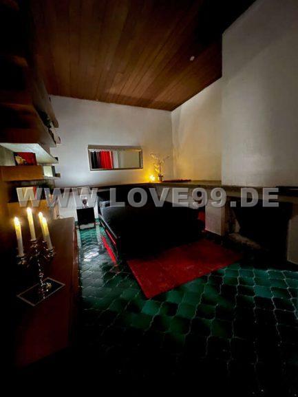 Penthouse Amore 6-e8da89c3