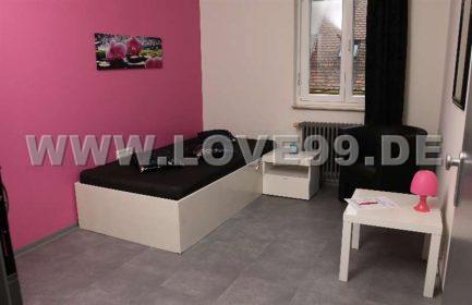 Zimmer zu vermieten5-394cf4b3