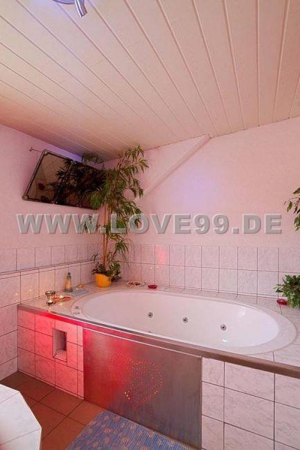 Zimmer zu vermieten11-65594b32