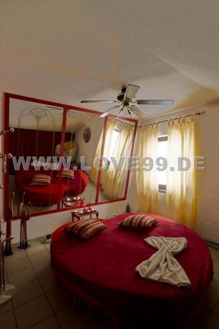 Zimmer zu vermieten2-5add2a27