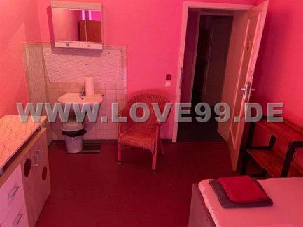 Zimmer zu vermieten3-8515c506