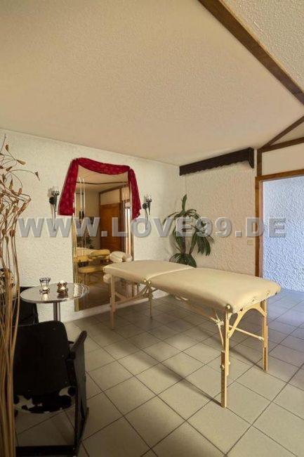 Zimmer zu vermieten6-4d82a839